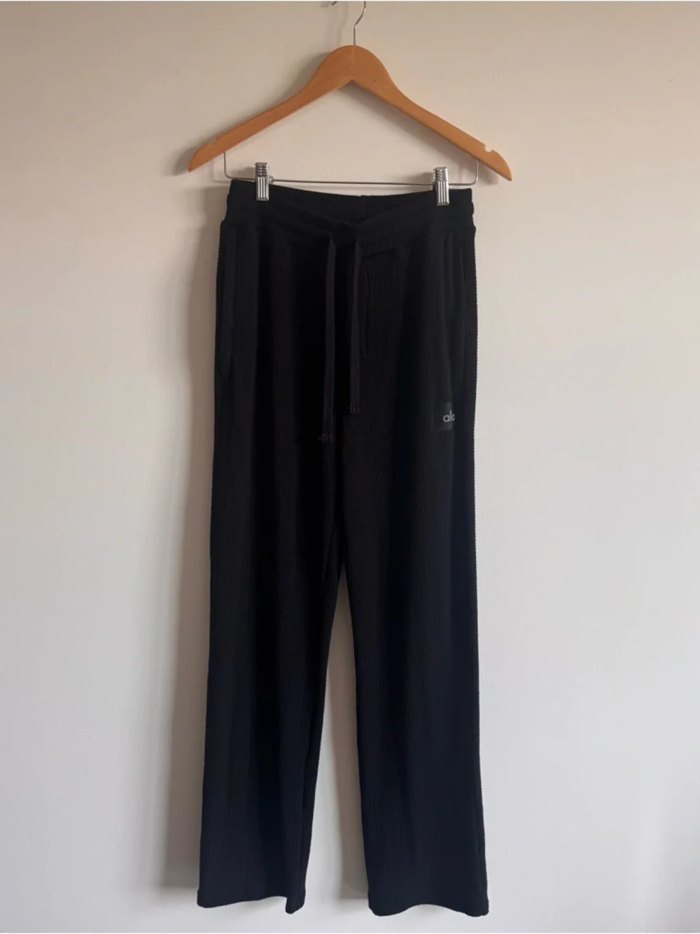 ALO Yoga made from